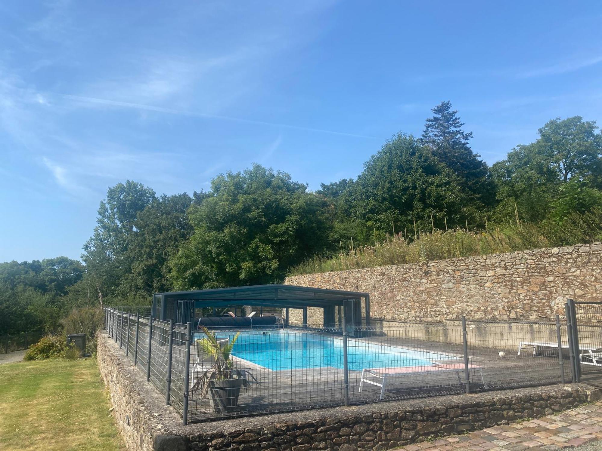 Maison D'Hotes & Gites Domaine De La Garaye Dinan Exteriör bild
